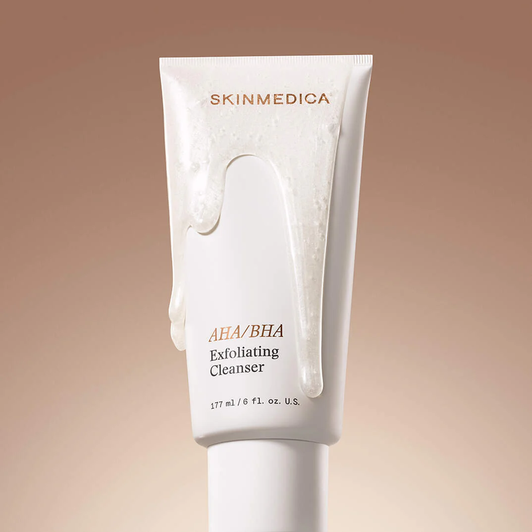 AHA/BHA Exfoliating Cleanser - Image 2