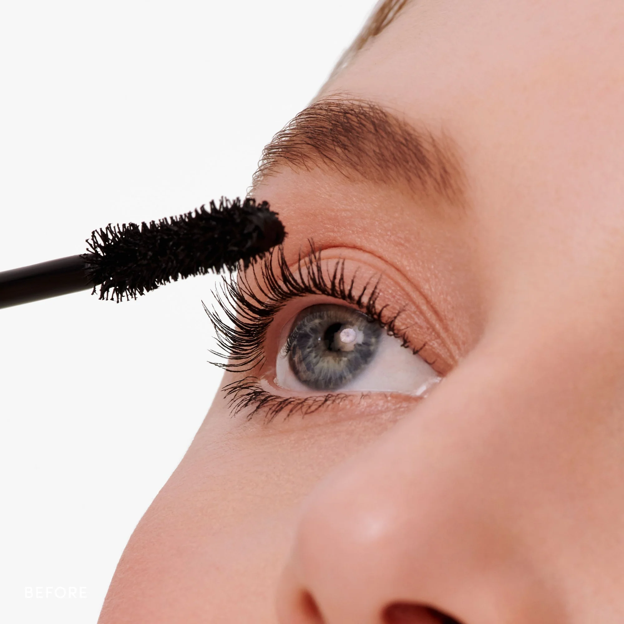 Beyond Lash® Volumizing Mascara - Image 3