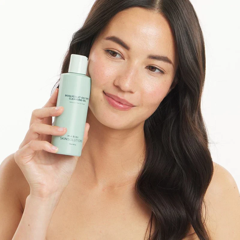 Bioglycolic® Oily Skin Cleansing Gel - Image 3