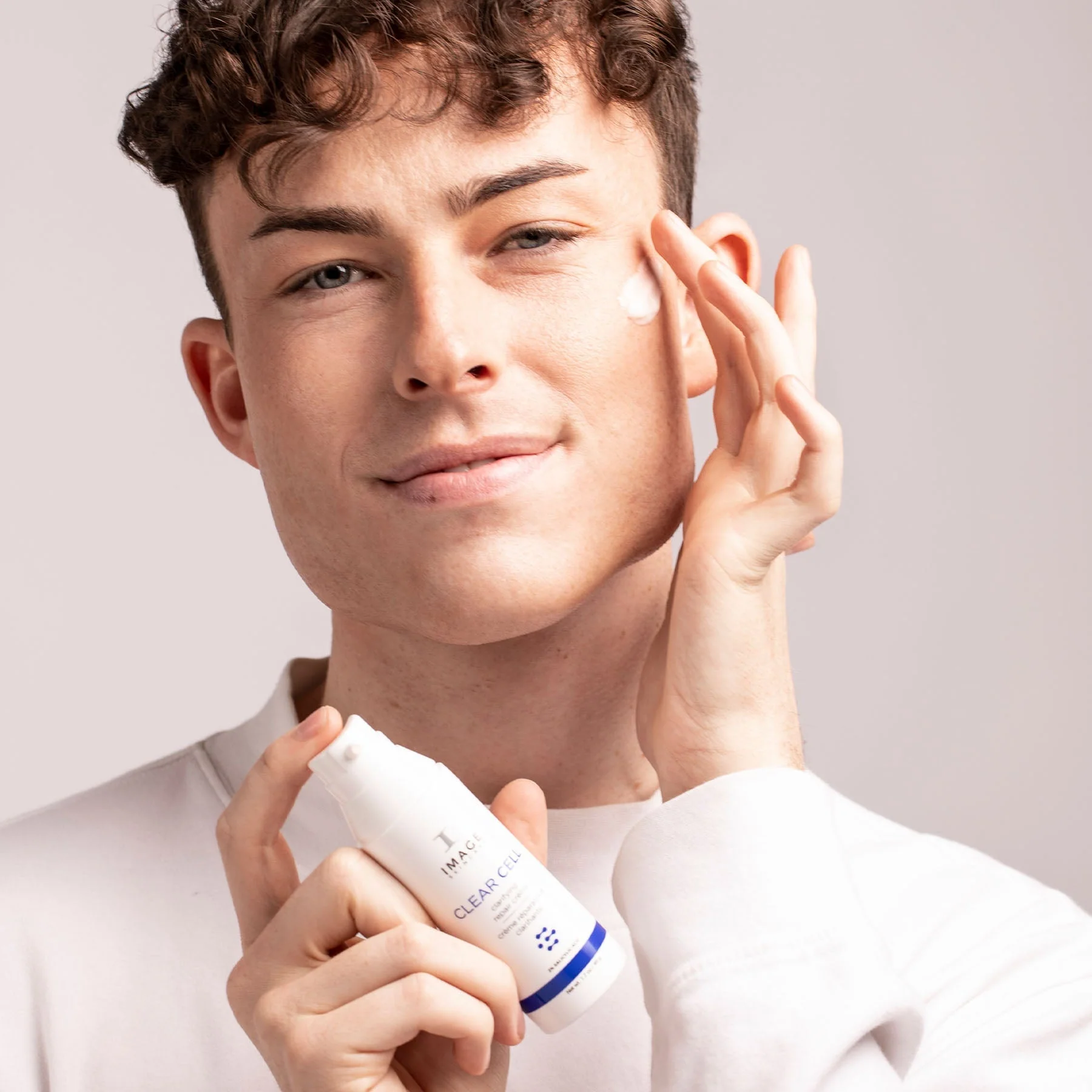 CLEAR CELL clarifying repair crème - Image 7