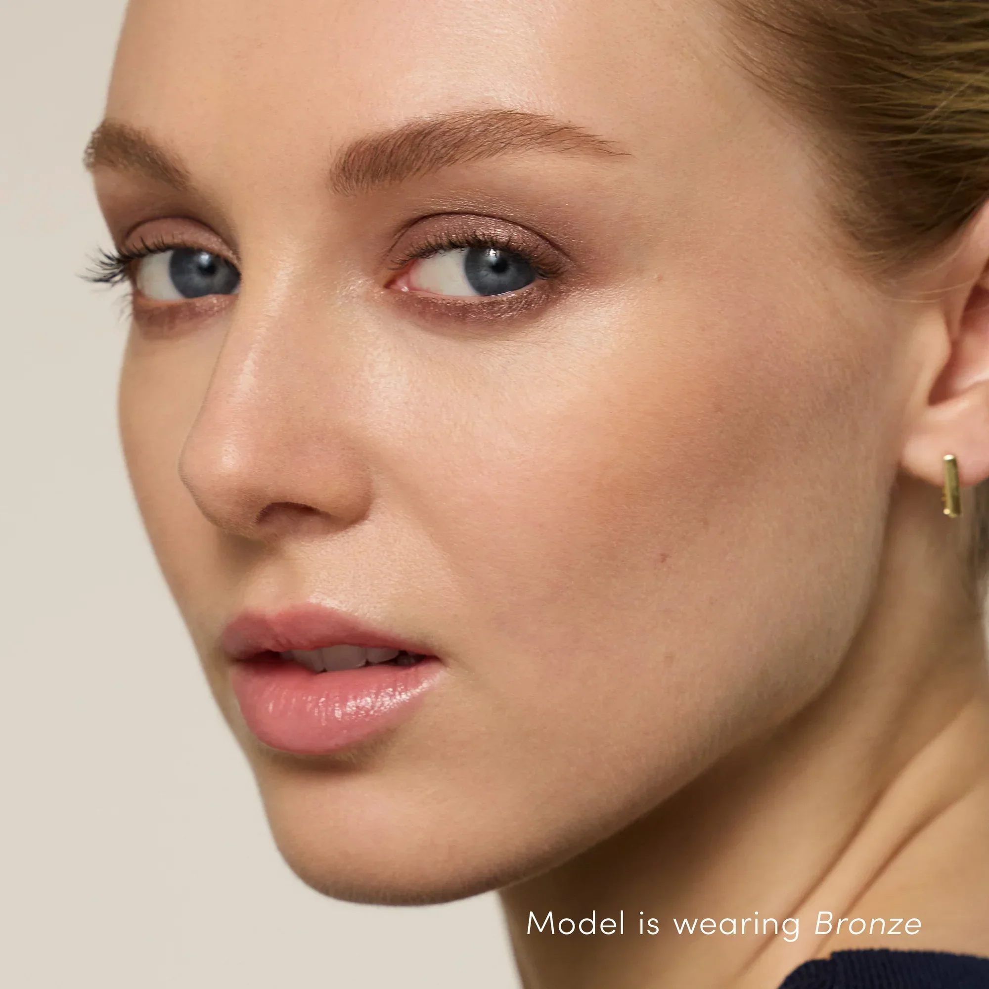 ColorLuxe Eye Shadow Stick - Image 6