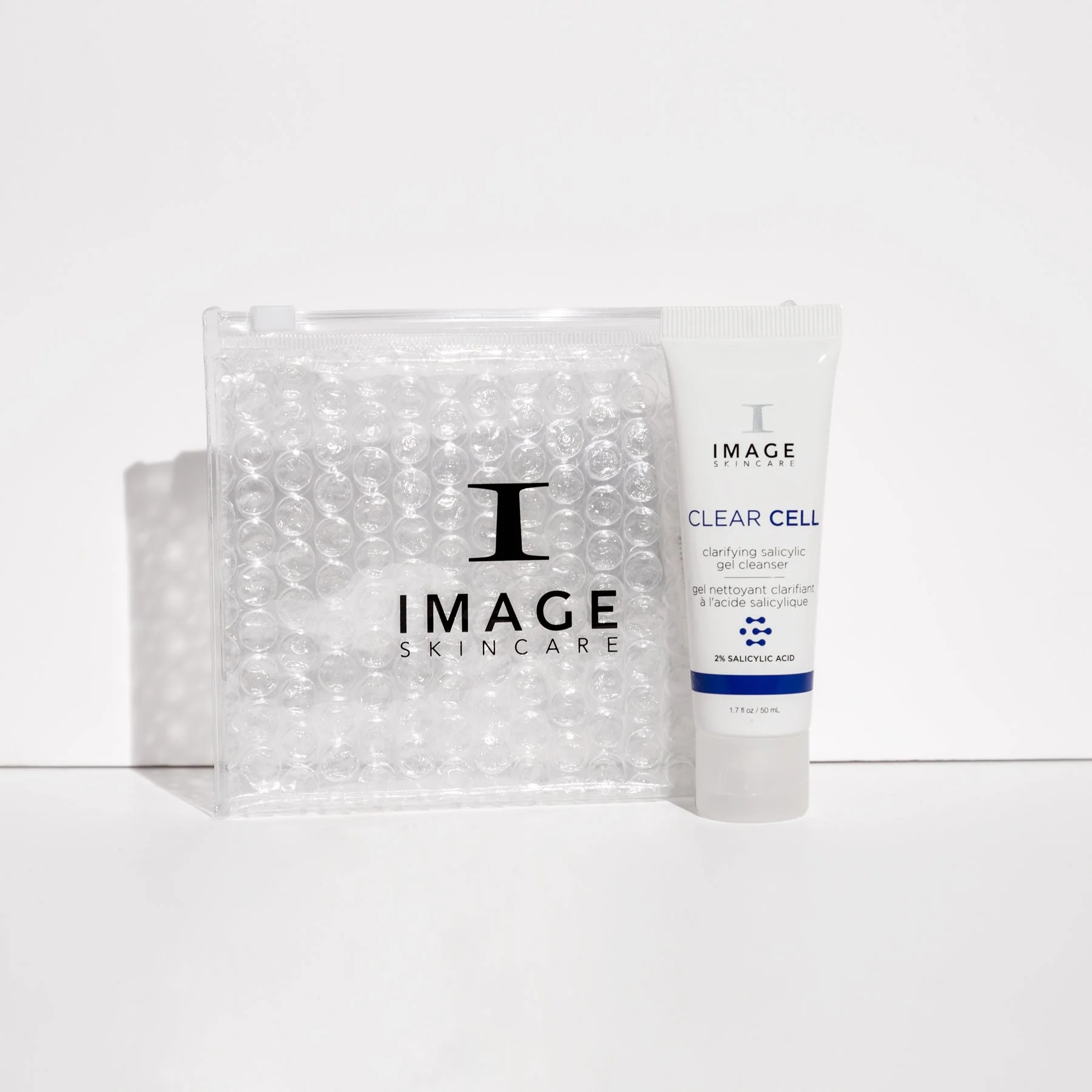 Discovery-size CLEAR CELL clarifying salicylic gel cleanser - Image 2