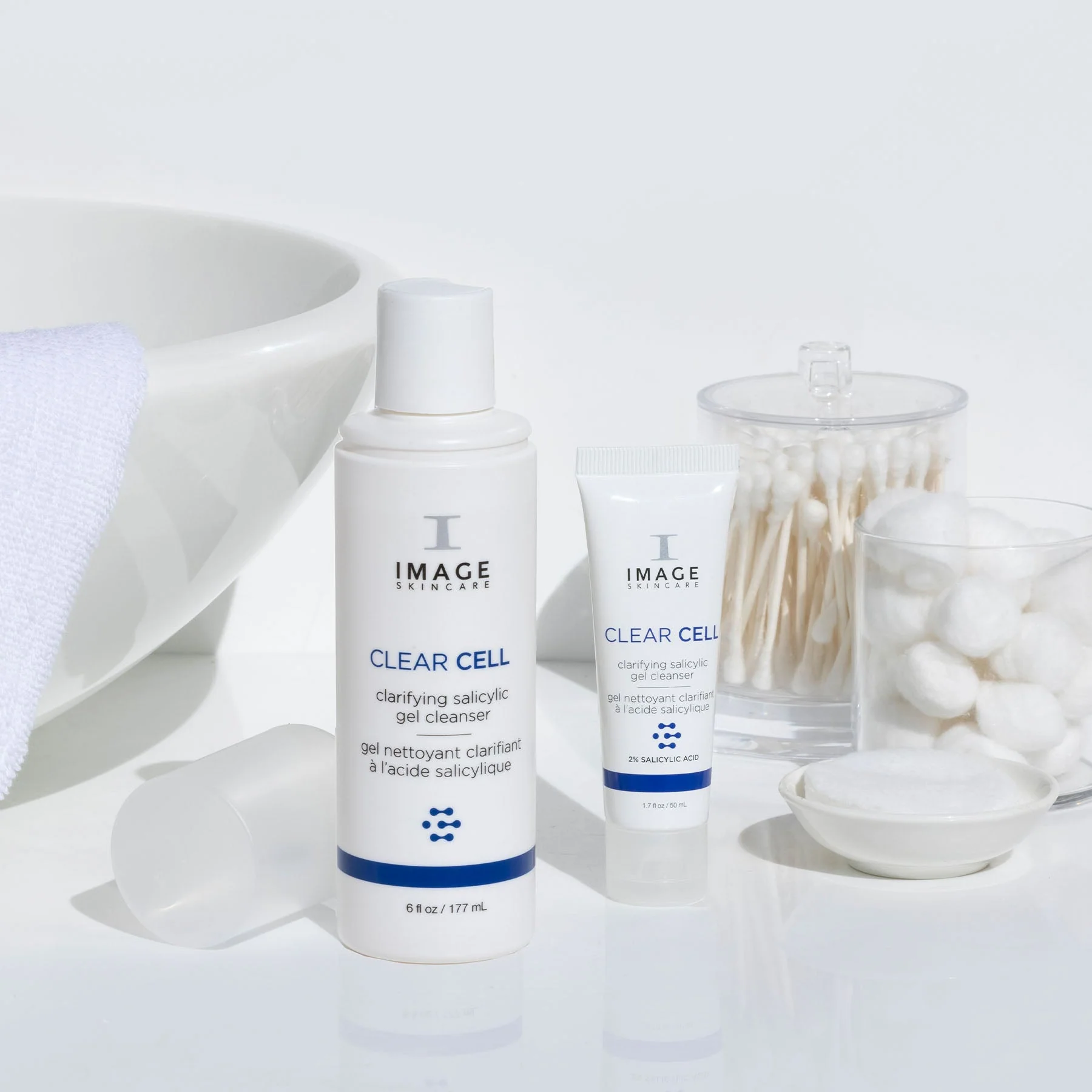Discovery-size CLEAR CELL clarifying salicylic gel cleanser - Image 6