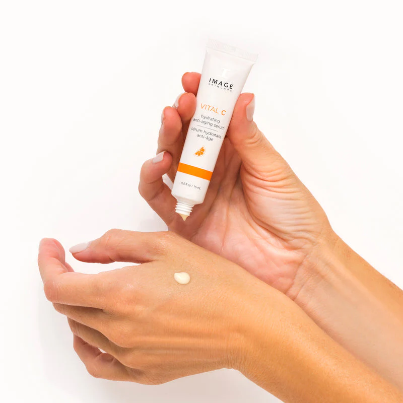 Discovery-size VITAL C hydrating anti-aging serum - Image 5