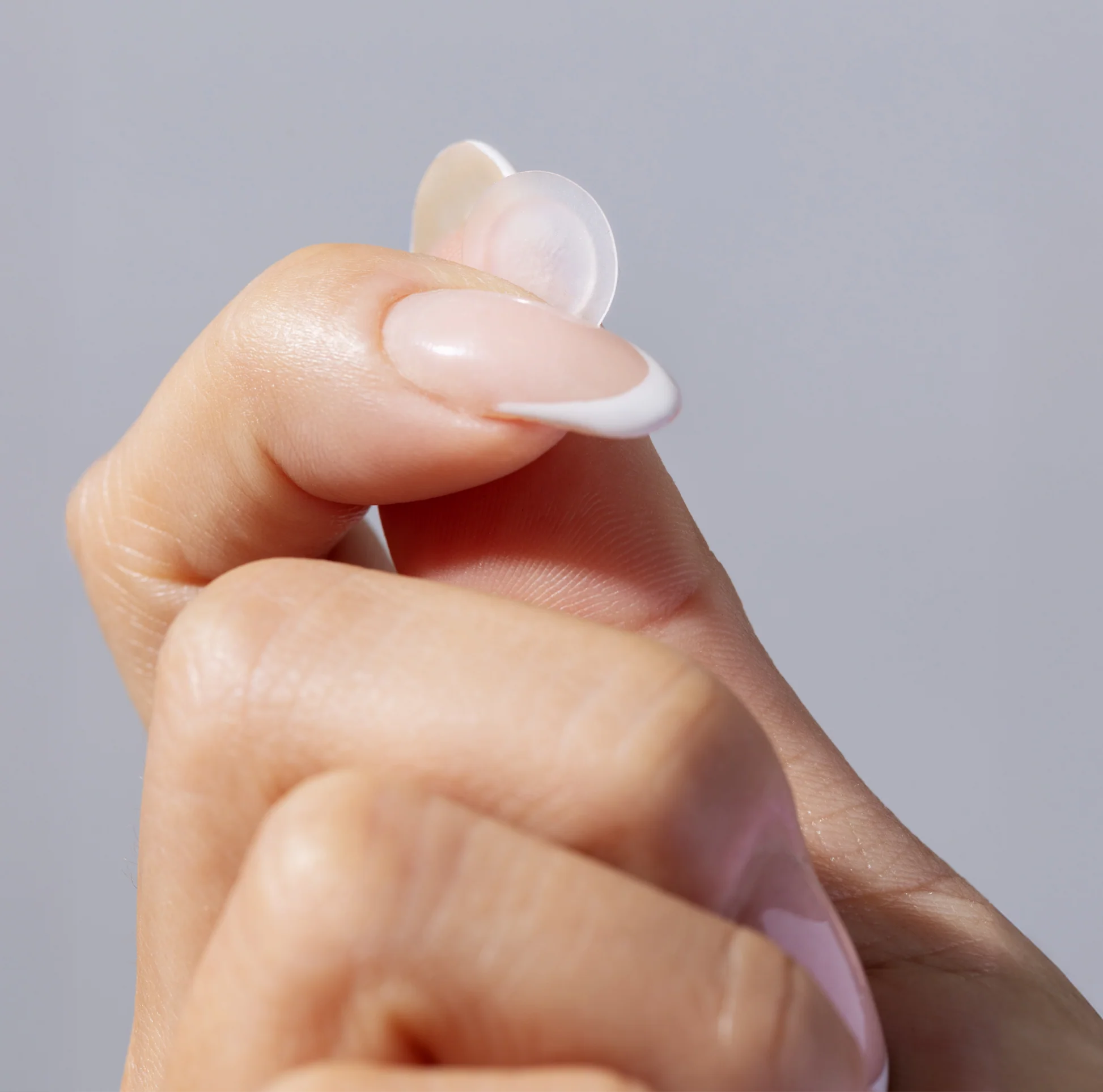 invisiClear™ Hydrocolloid Spot Patches (24 Patches) - Image 10