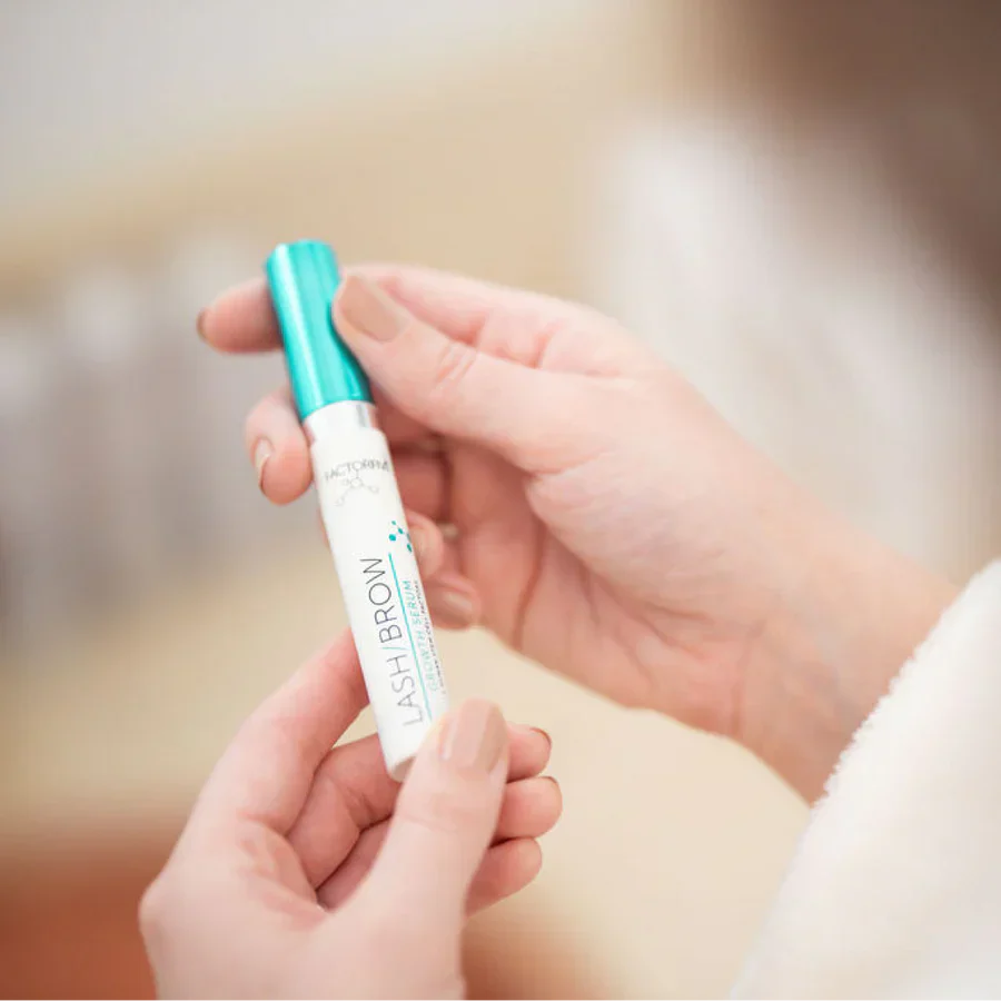 Lash/Brow Growth Serum - Image 5
