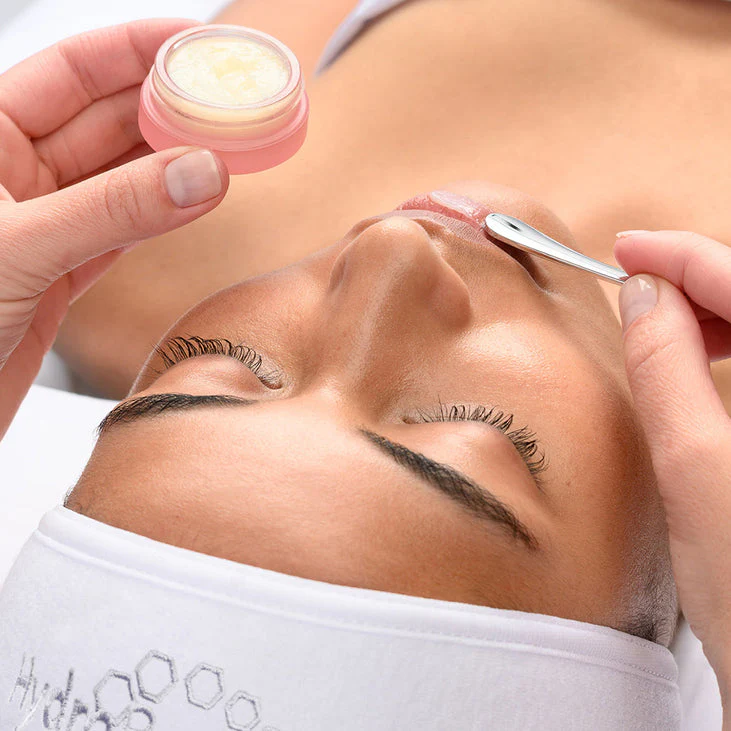 LIPLOCK HYDRATOR - Peptide Infused Lip Mask - Image 4