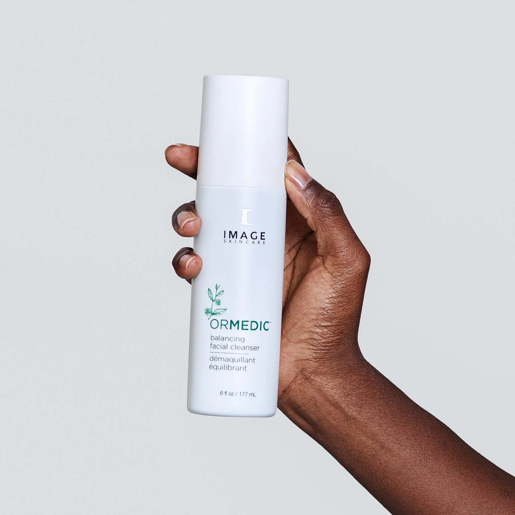 ORMEDIC® balancing facial cleanser - Image 4