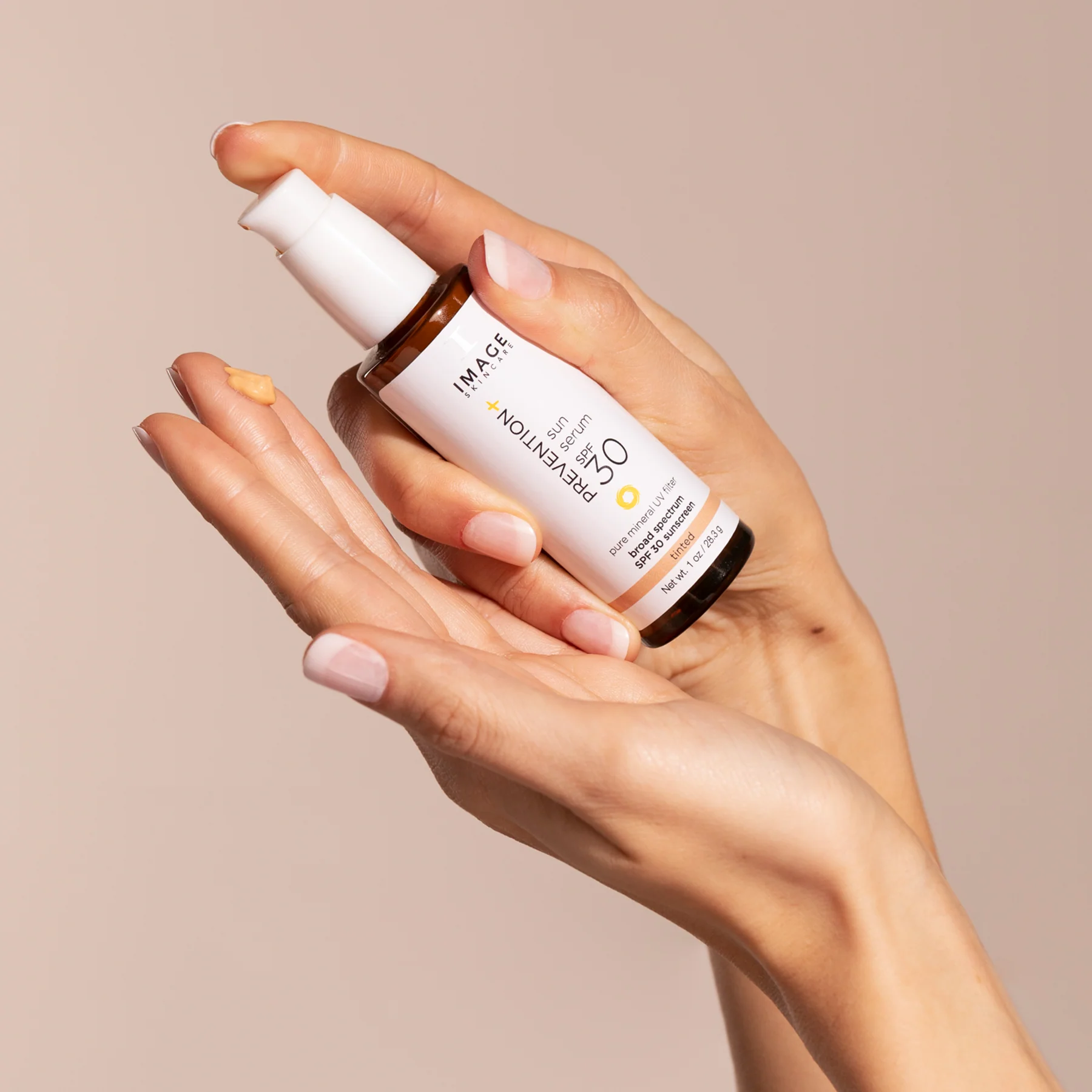 PREVENTION+® sun serum SPF 30 tinted - Image 4