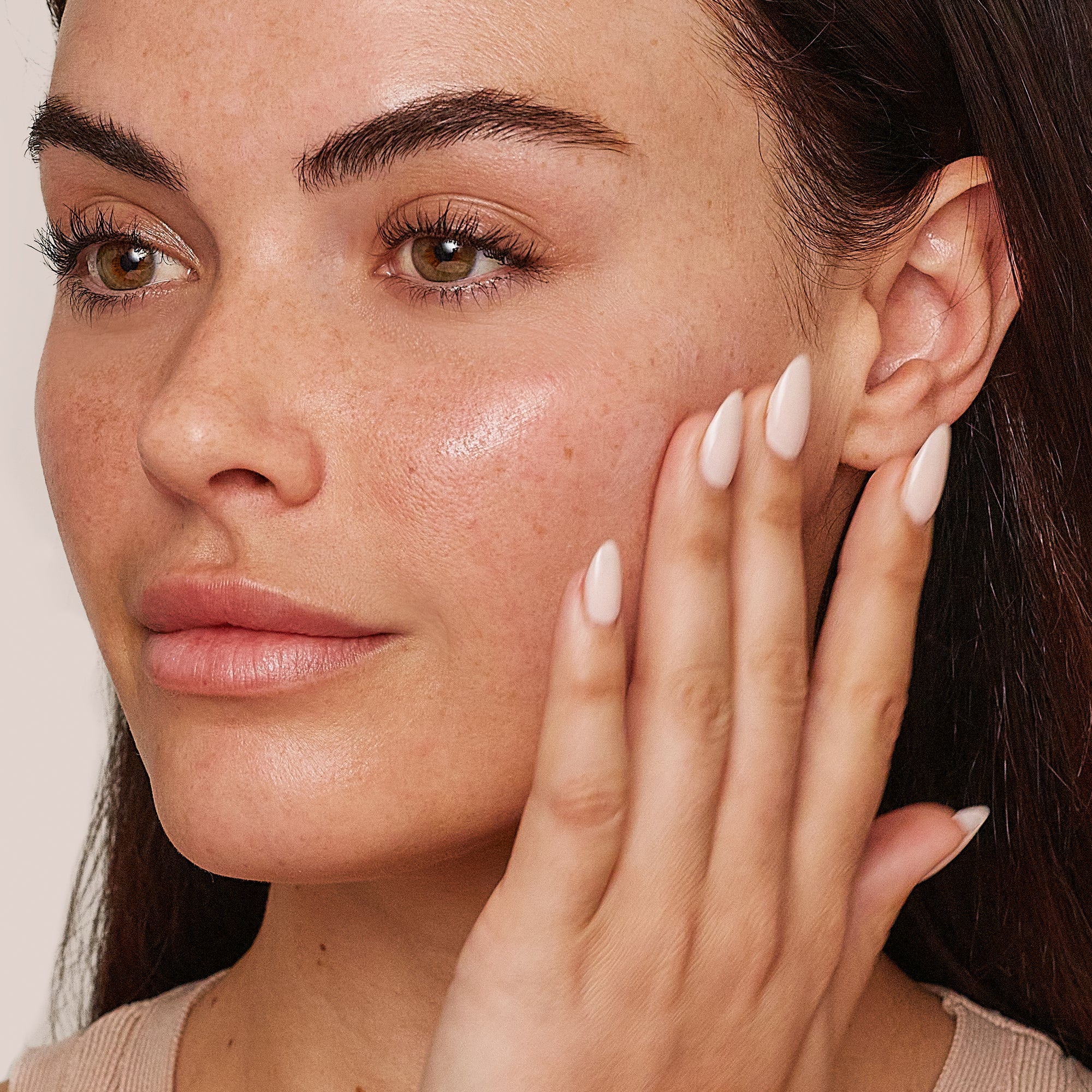 Smooth Affair® Brightening Face Primer - Image 5