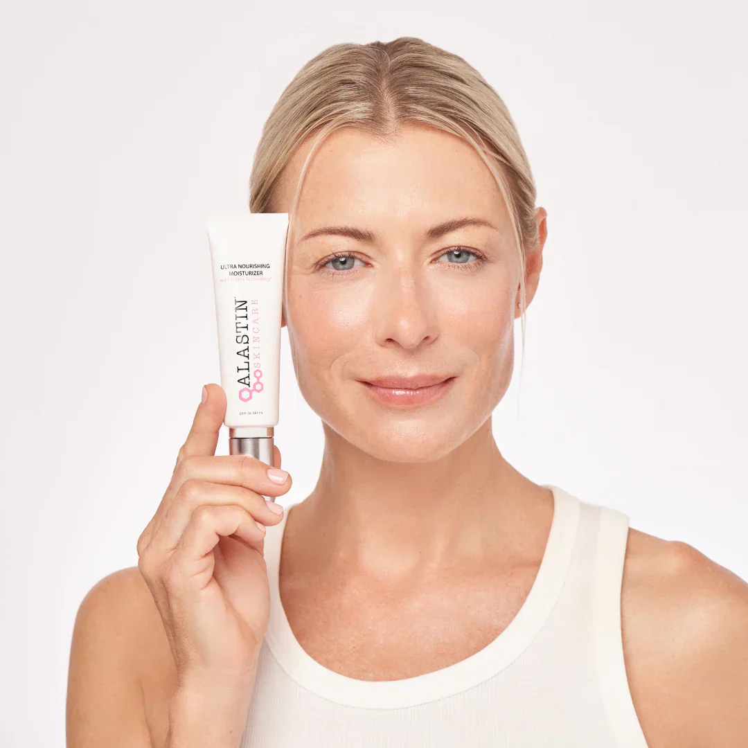 Ultra Nourishing Moisturizer with TriHex Technology® - Image 4